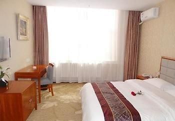 Yuangu Town Business Hotel 칭다오 외부 사진